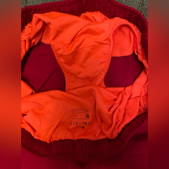 Nike shorts - Picture 3 of 3